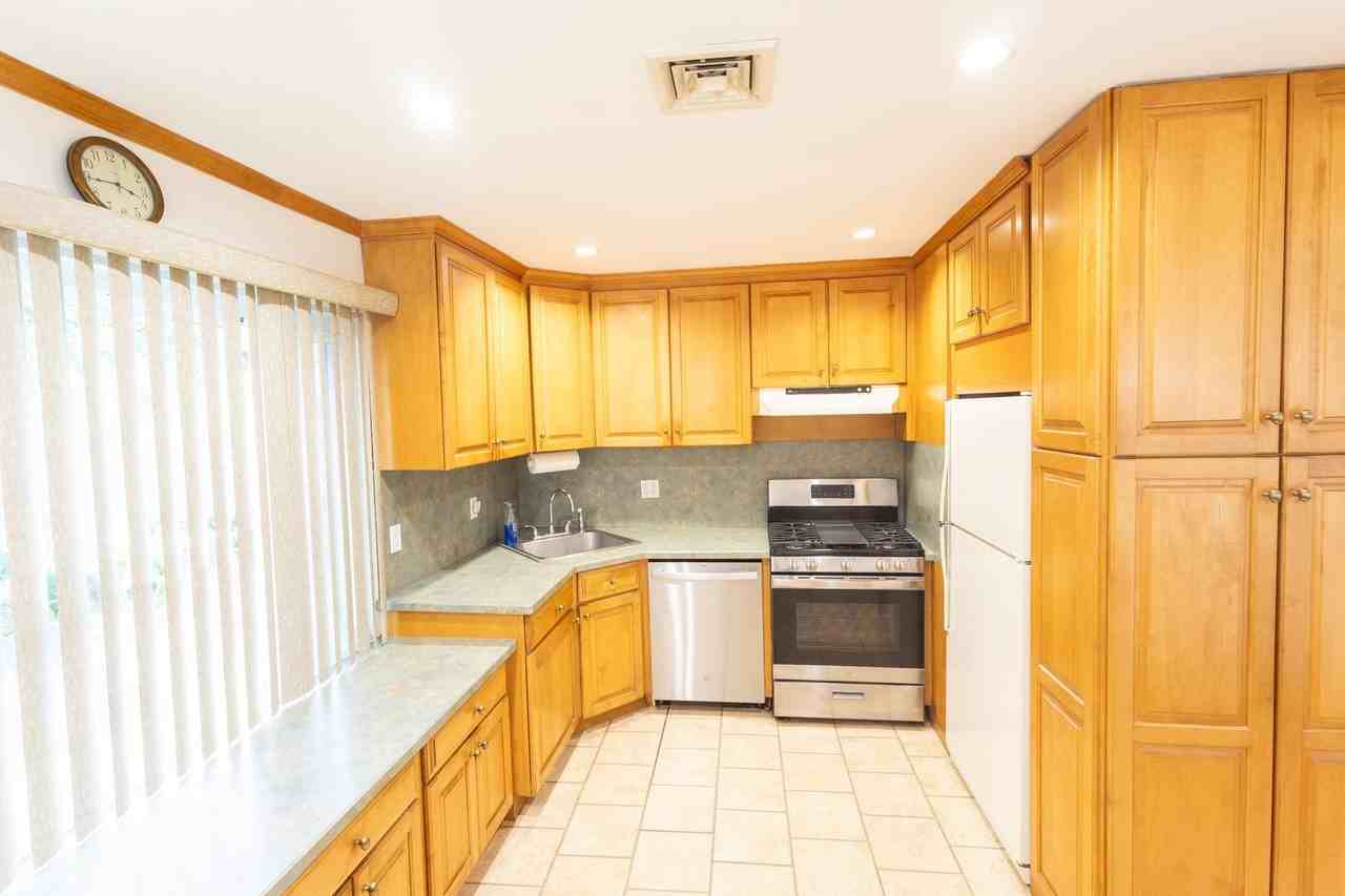 25 Southridge Dr - Photo 6 of 12