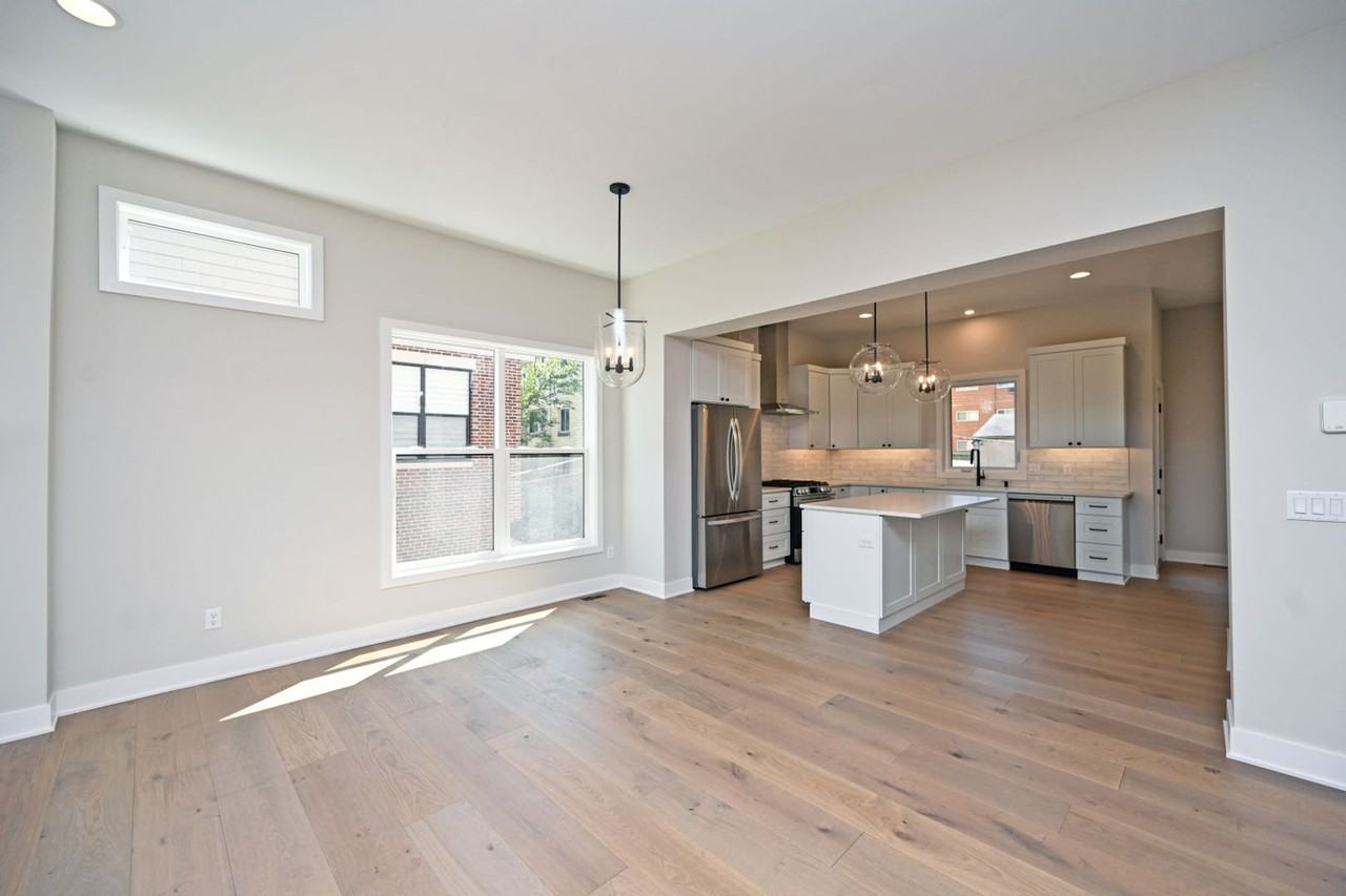 2899 Romana Pl - Photo 3 of 20