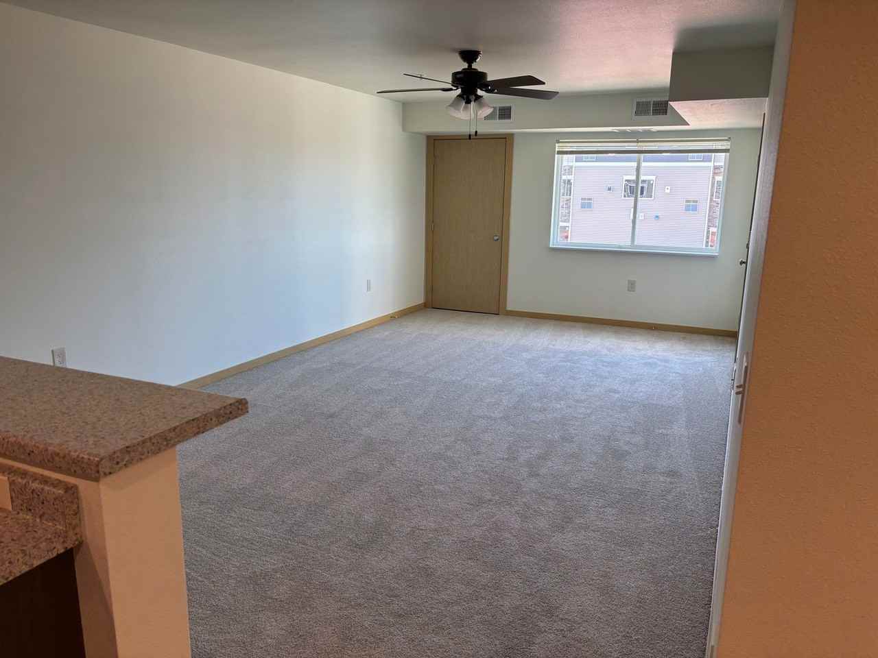 Hickory Grove Apartments (C) - Photo 2 of 20