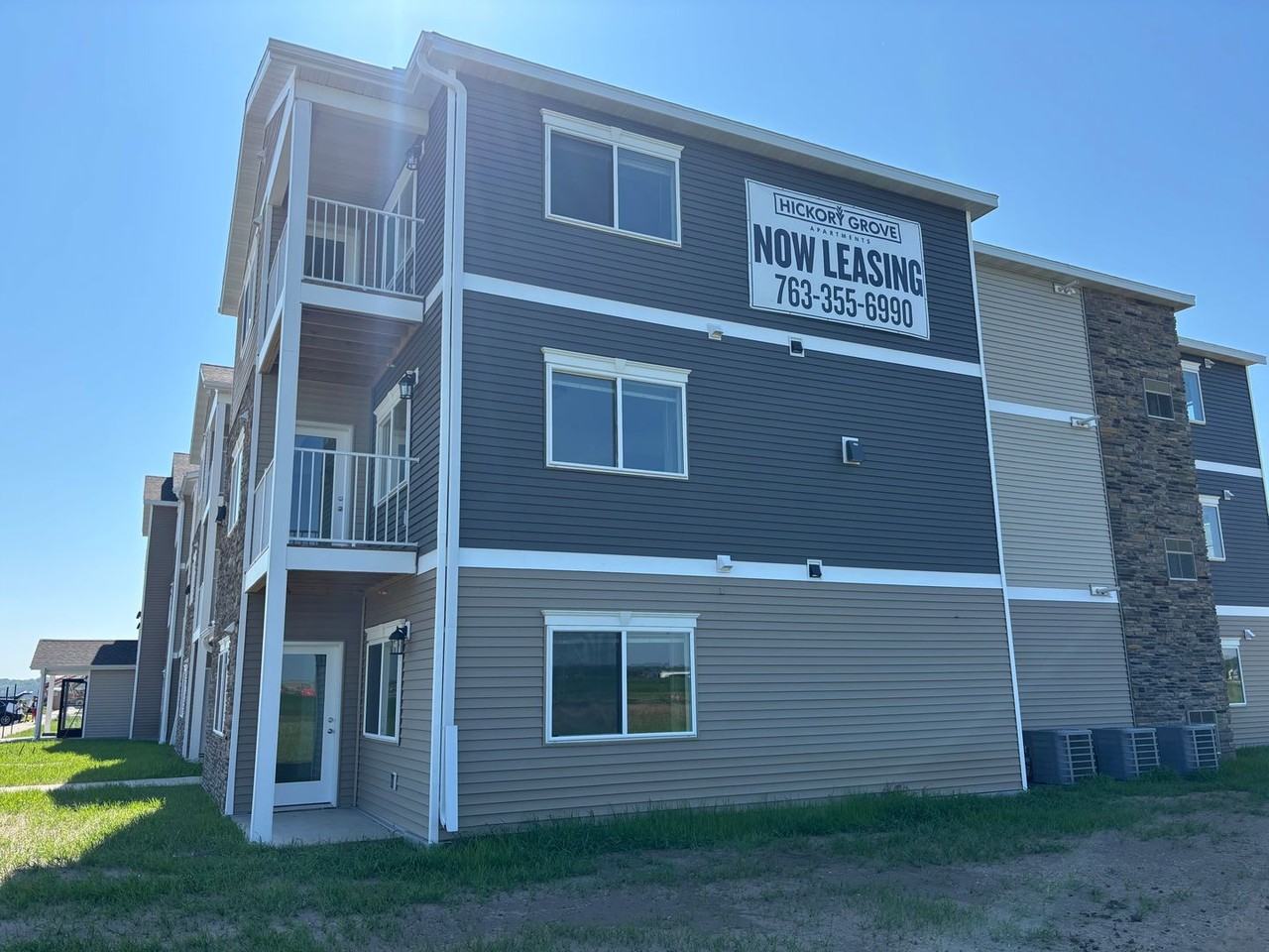 Hickory Grove Apartments (C) - Photo 5 of 20