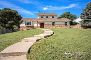 2455 Stoneridge Dr - Photo 1 of 1