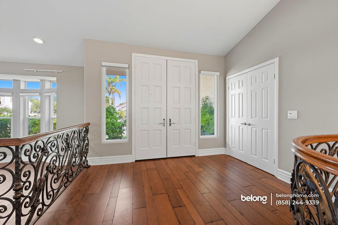 4911 Amador Dr - Photo 5 of 40