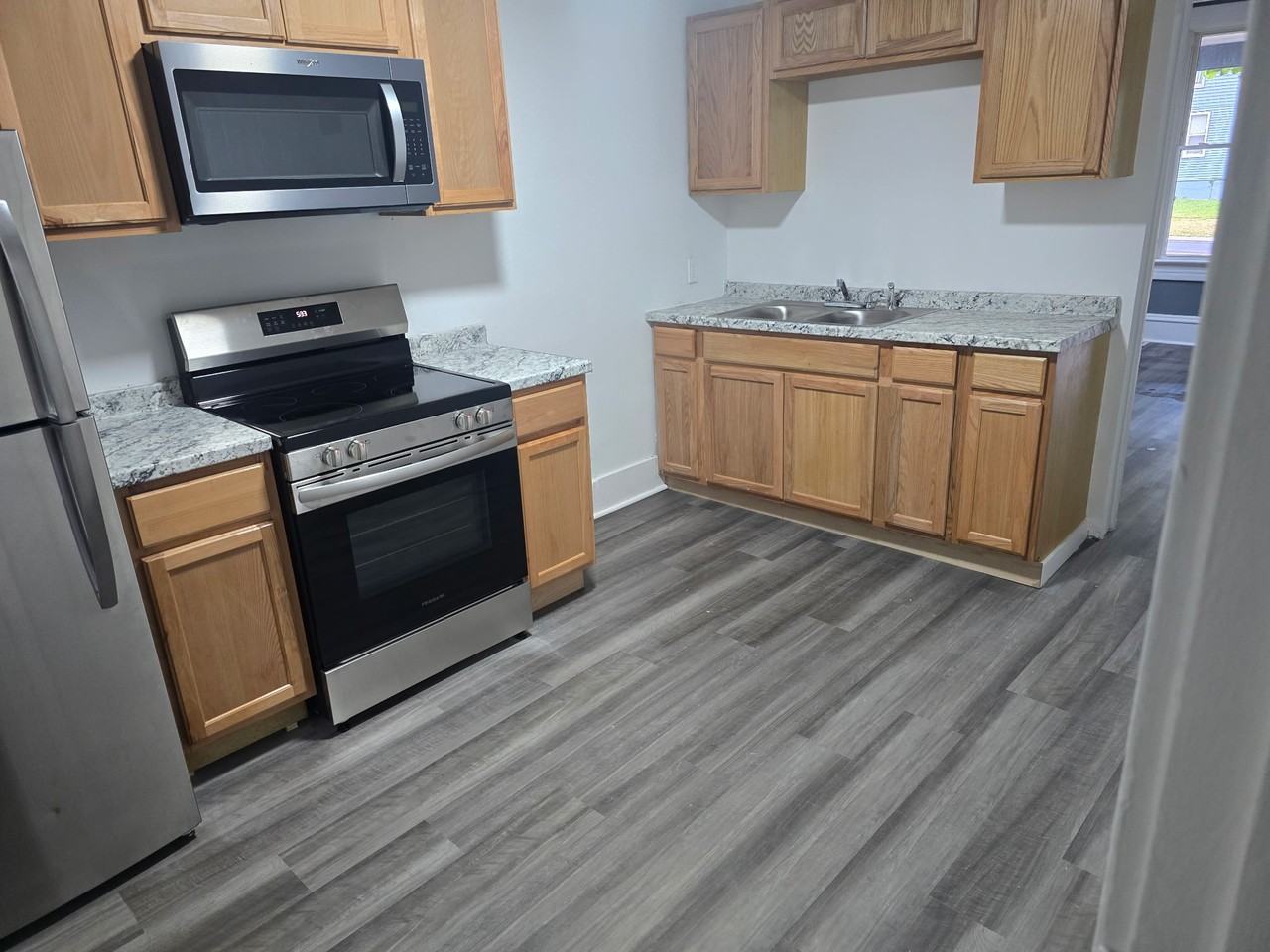 305 E Republic St #305EREP - Photo 5 of 19