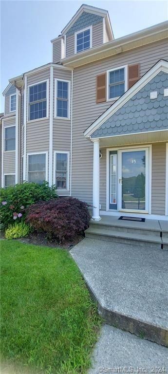 273 Bridge St ##15 - Photo 2 of 26