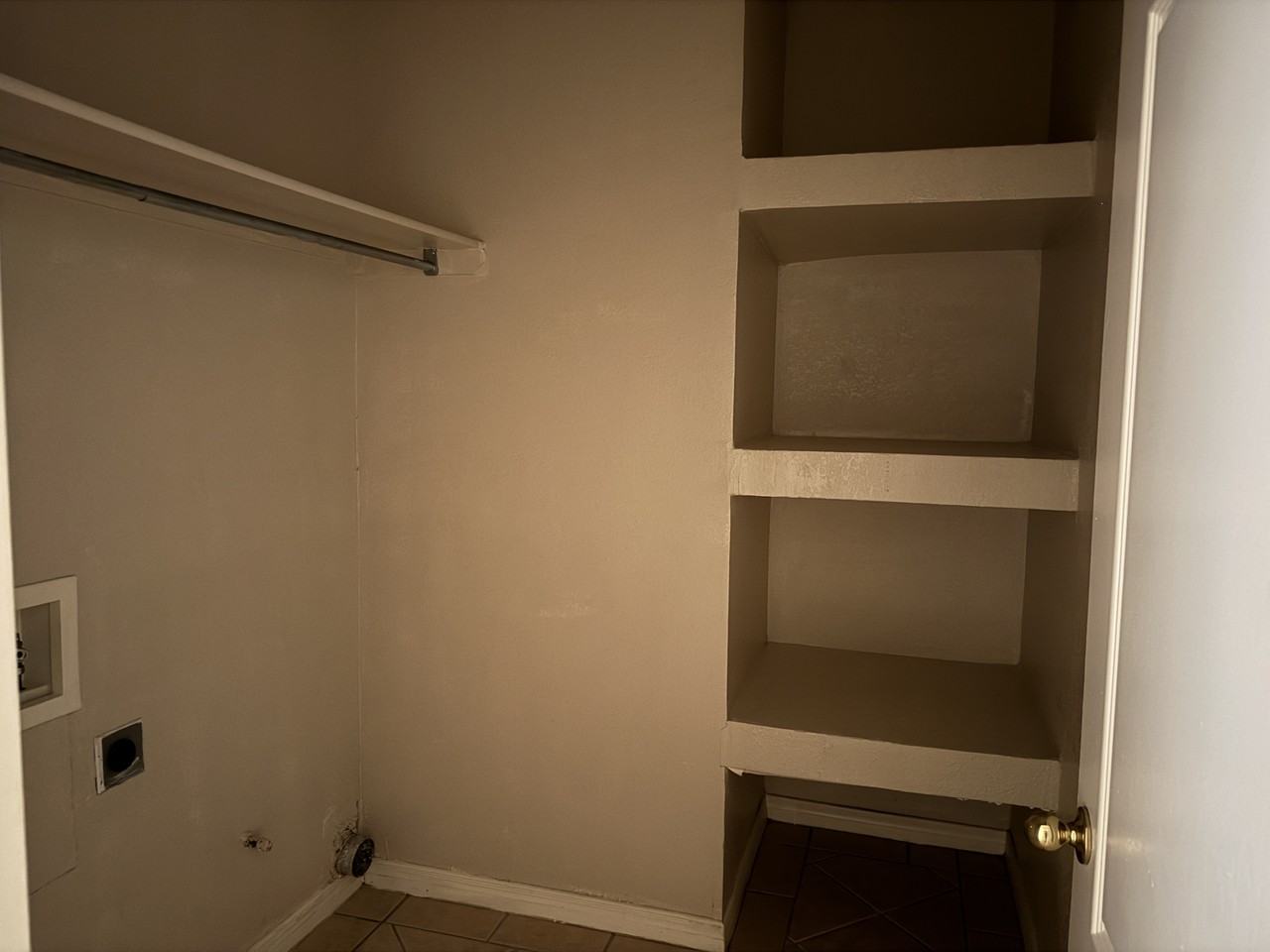 12545 Setting Sun Dr - Photo 2 of 28