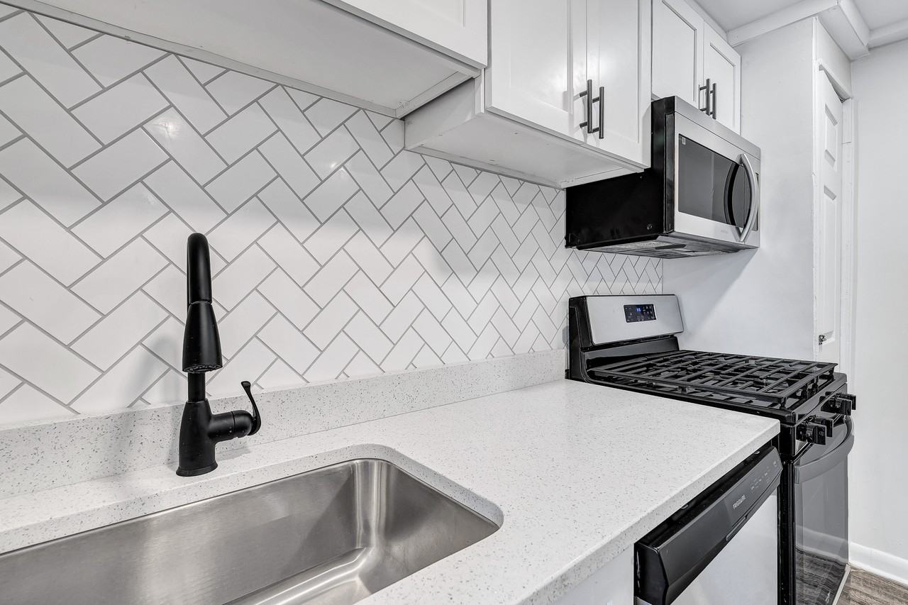 Avalon Townhomes - Photo 2 of 24