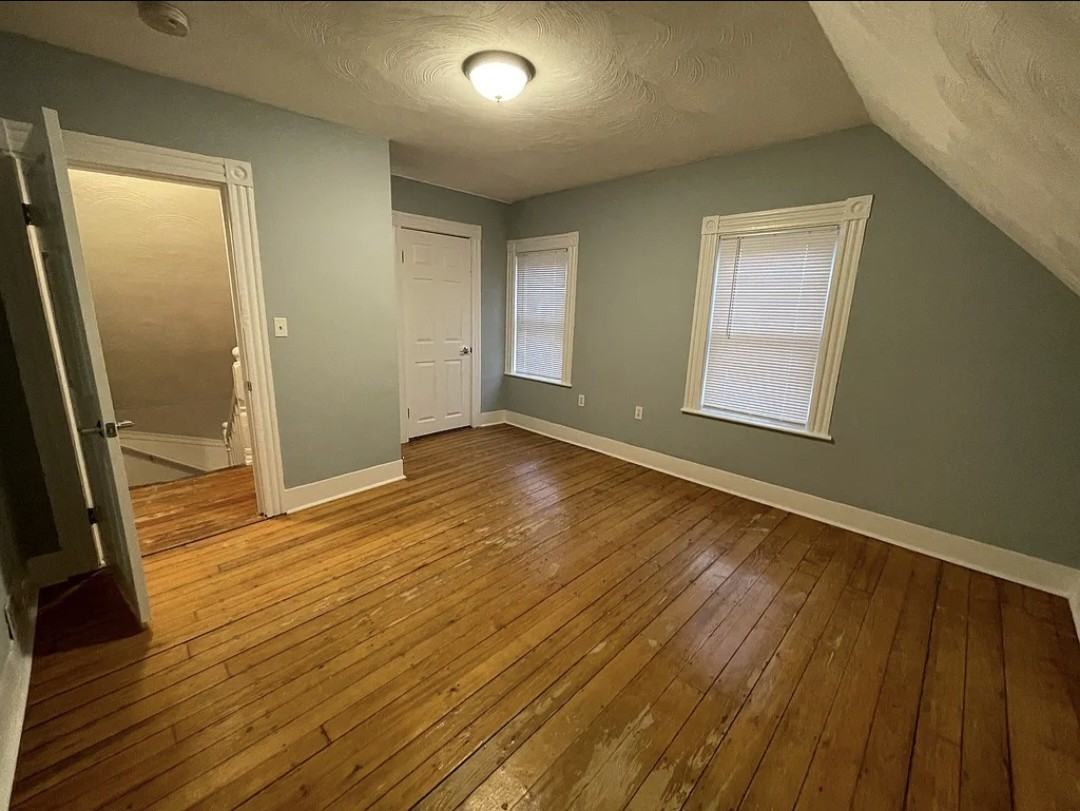 35 Cameron Ave #3C - Photo 7 of 11