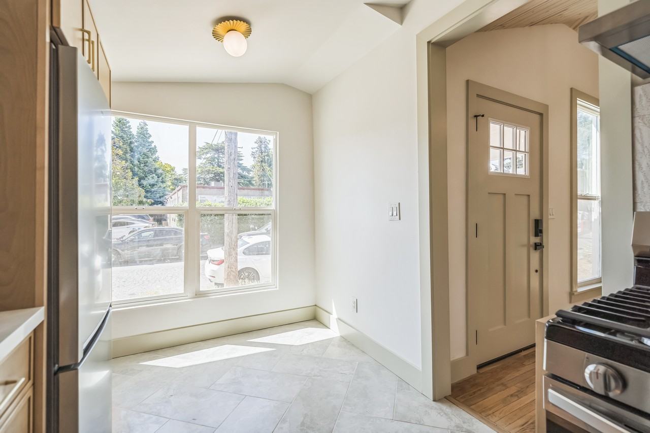 937 Las Juntas St - Photo 4 of 14