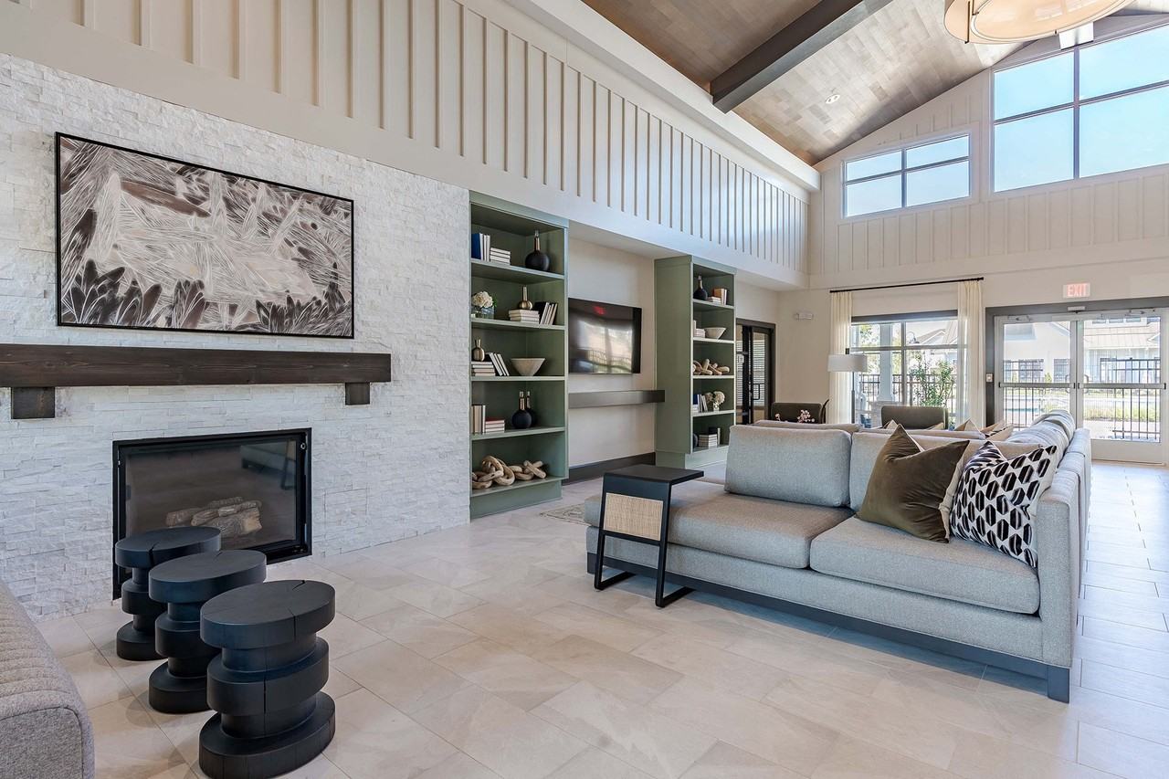 Paxton Place Apartments - Photo 3 of 43