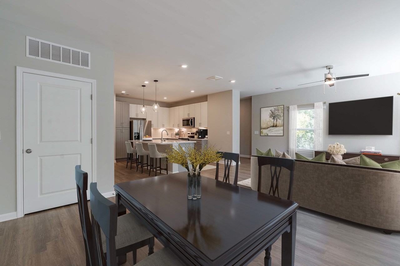 Paxton Place Apartments - Photo 7 of 43