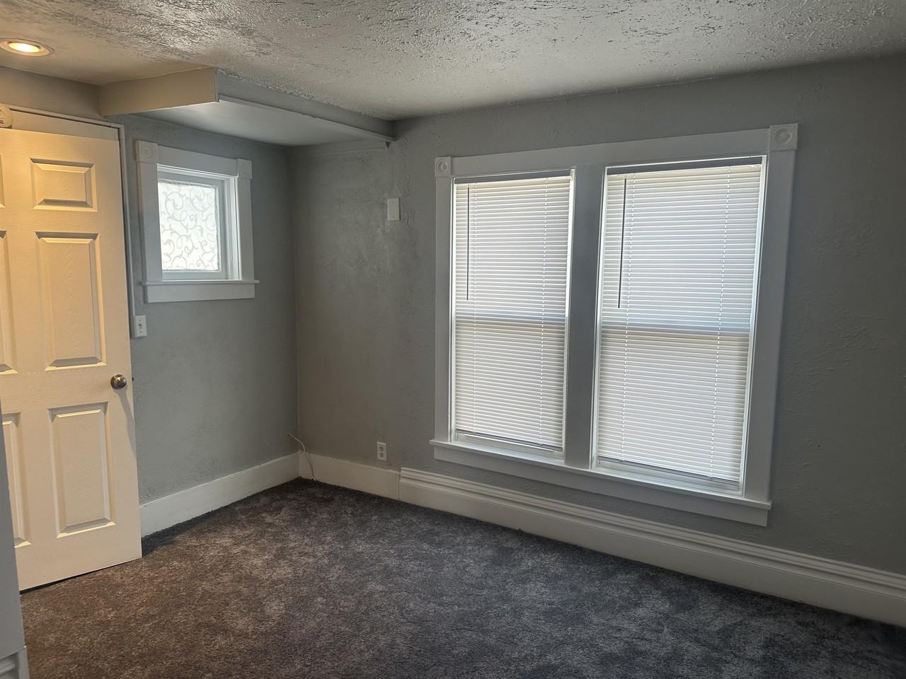 89 S Main St #3 - Photo 3 of 8