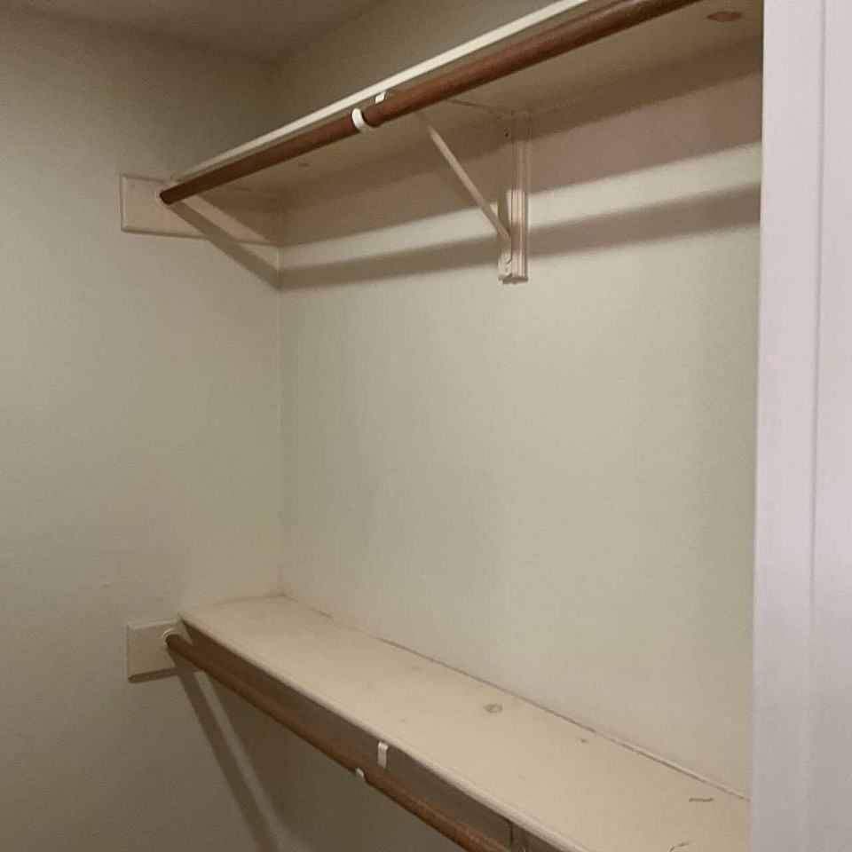 730 Southwood Dr - Photo 2 of 10