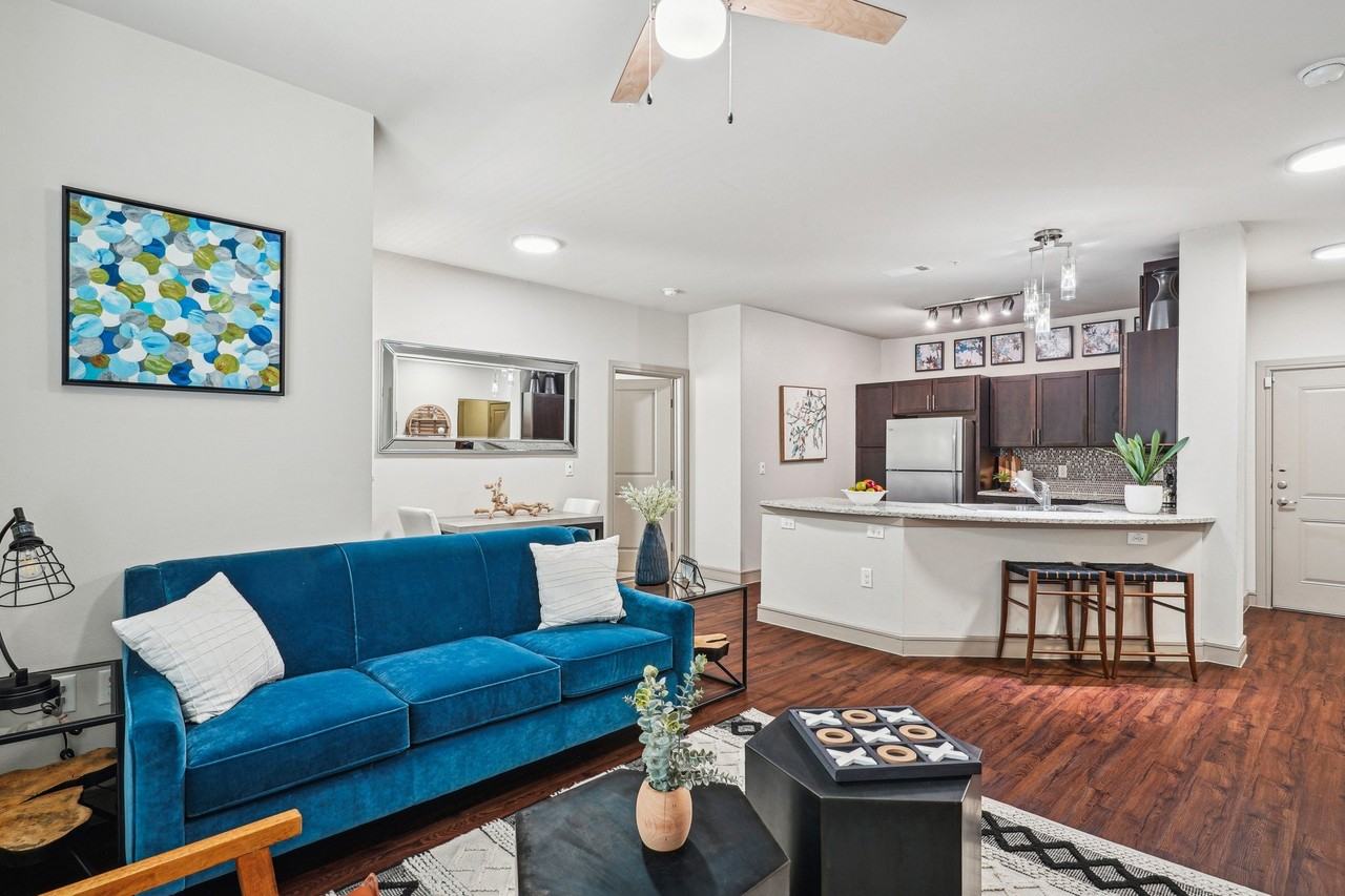 Laurel at Lake Highlands - Photo 7 of 37