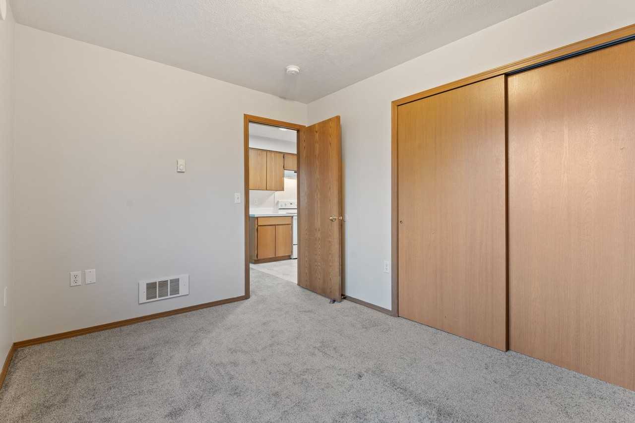 105 W 3rd St #1 - Photo 4 of 13