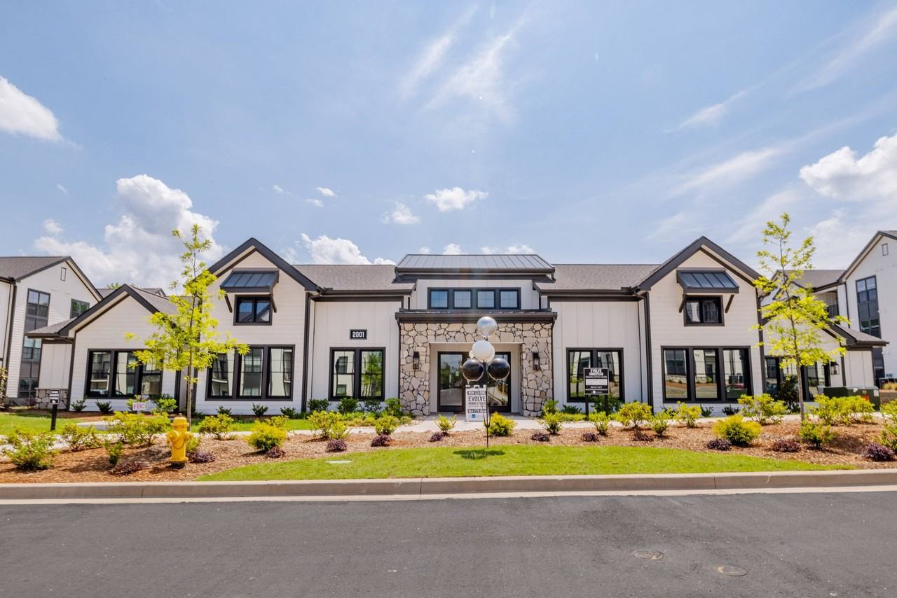 Evolve at Homestead - Photo 2 of 50