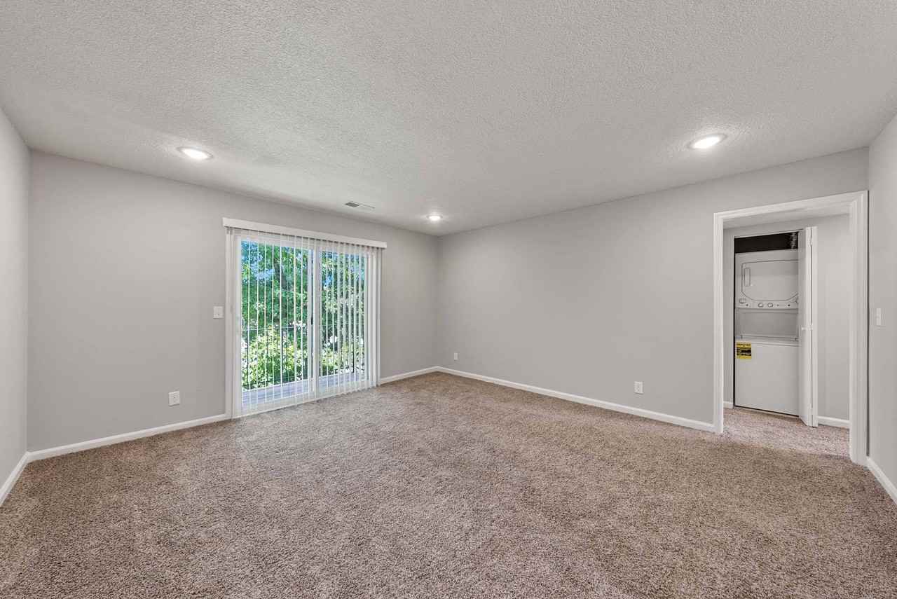 Royal Valley - Photo 6 of 20