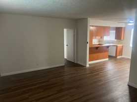 939 Arcadia Ave #P - Photo 1 of 1