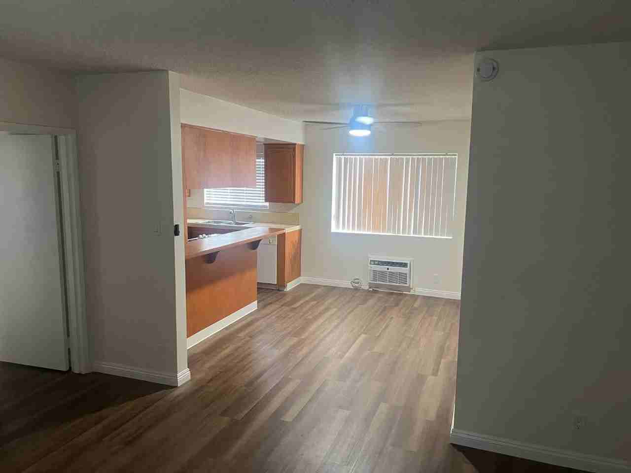 939 Arcadia Ave #P - Photo 2 of 19