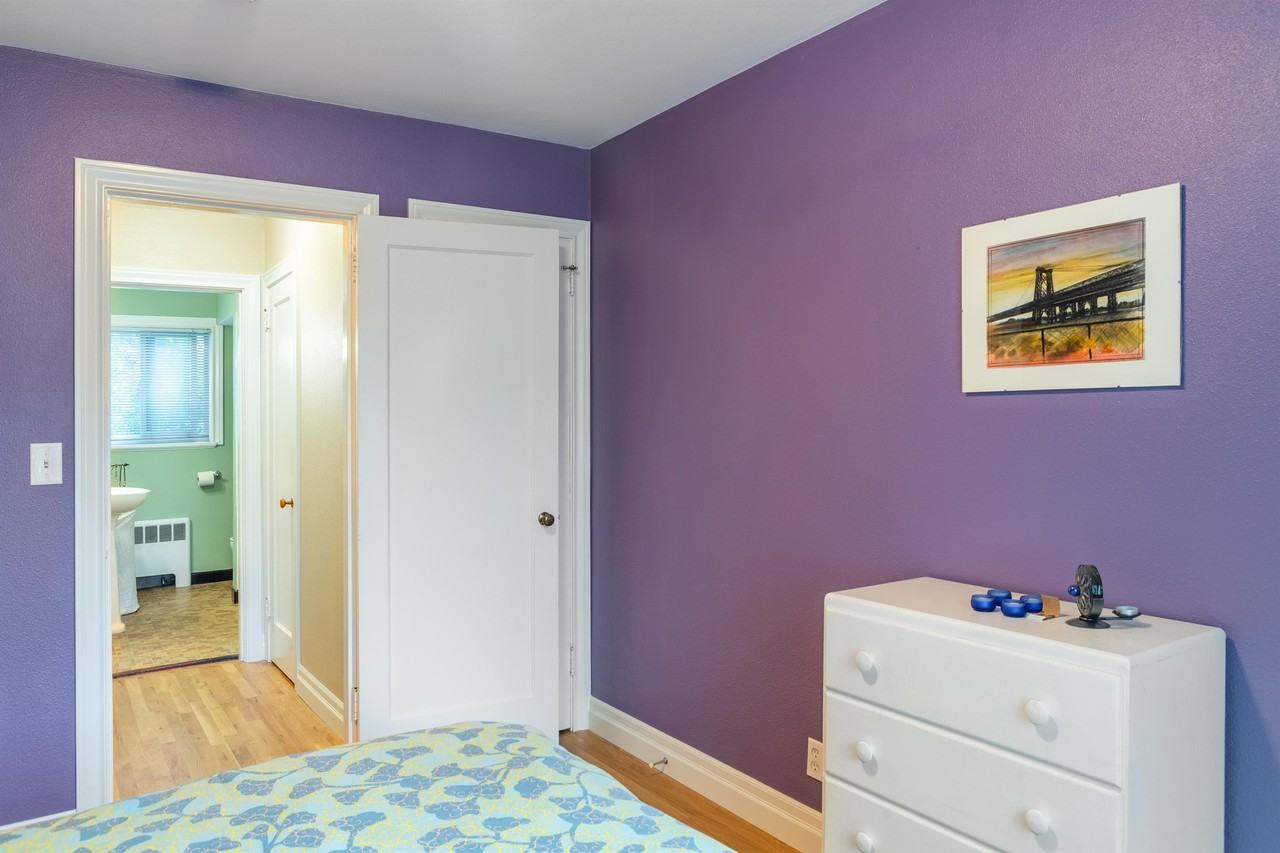 2409 Se 51st Ave #5 - Photo 7 of 13