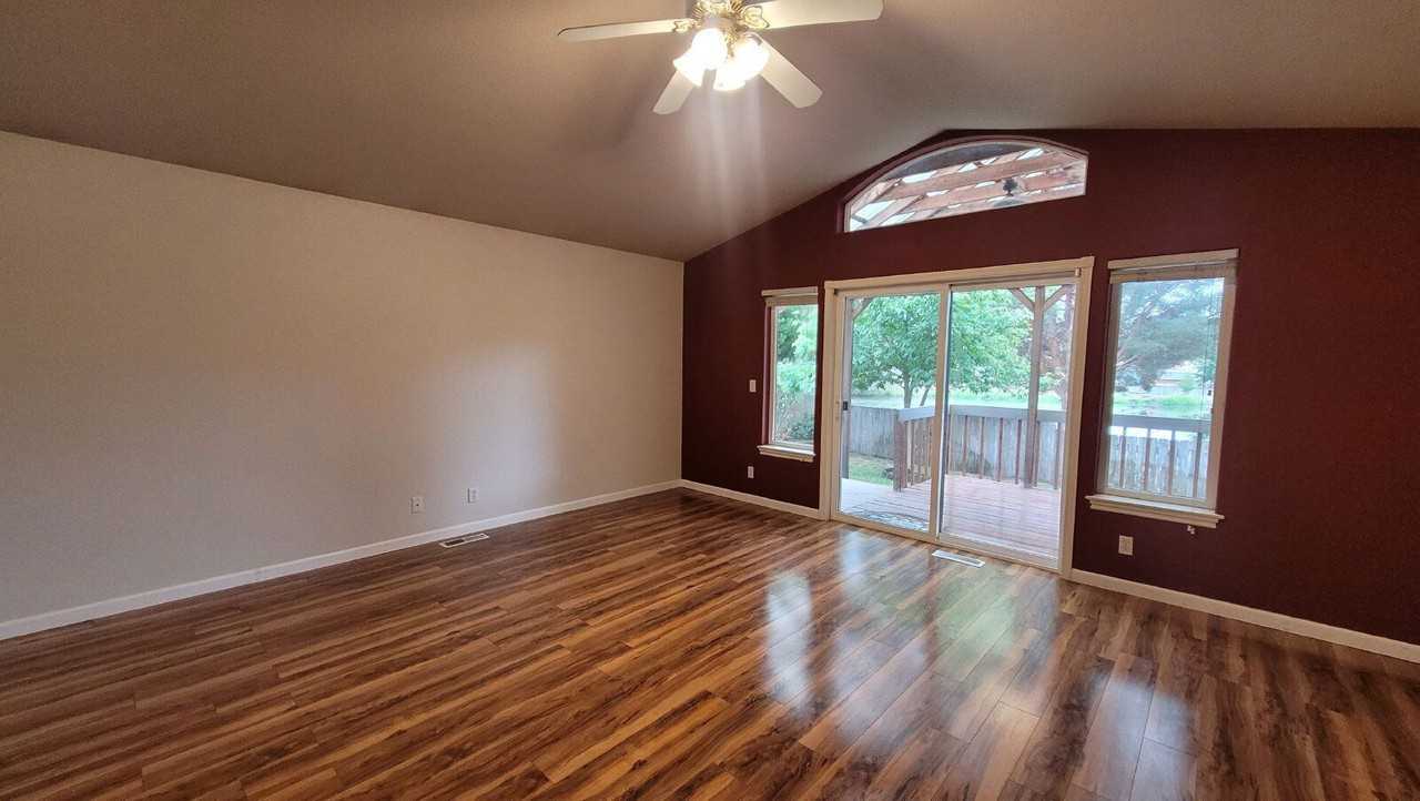 310 Village Dr - Photo 3 of 19