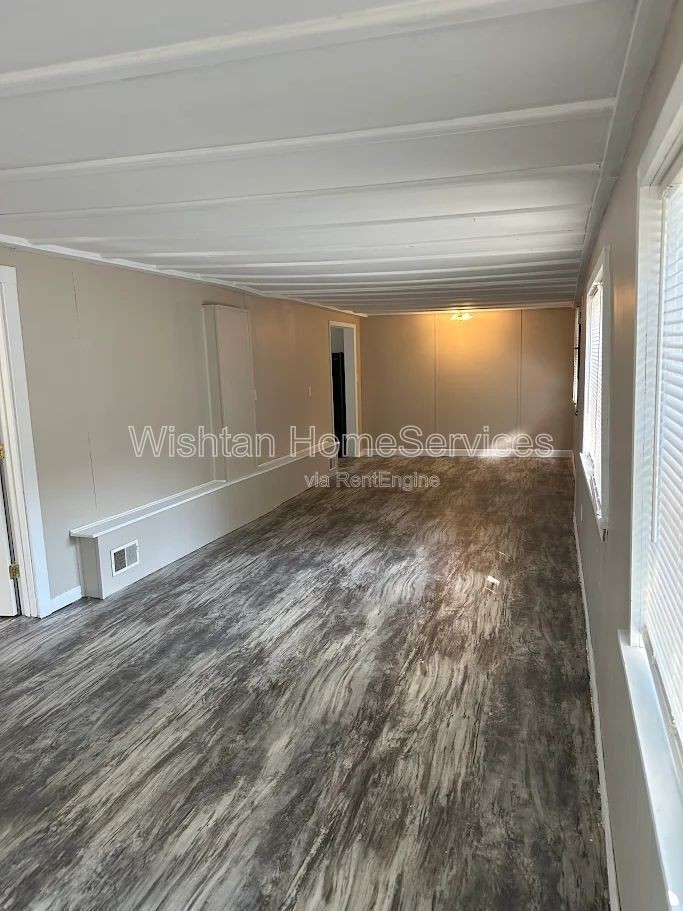 934 West Jefferson Street - Photo 3 of 17