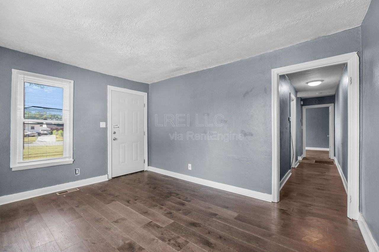 1443 S 32nd St #2 - Photo 2 of 7