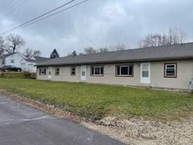916 S Creve Coeur Ave #B - Photo 1 of 1