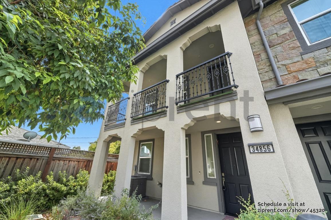 34856 Awning Ter - Photo 2 of 50