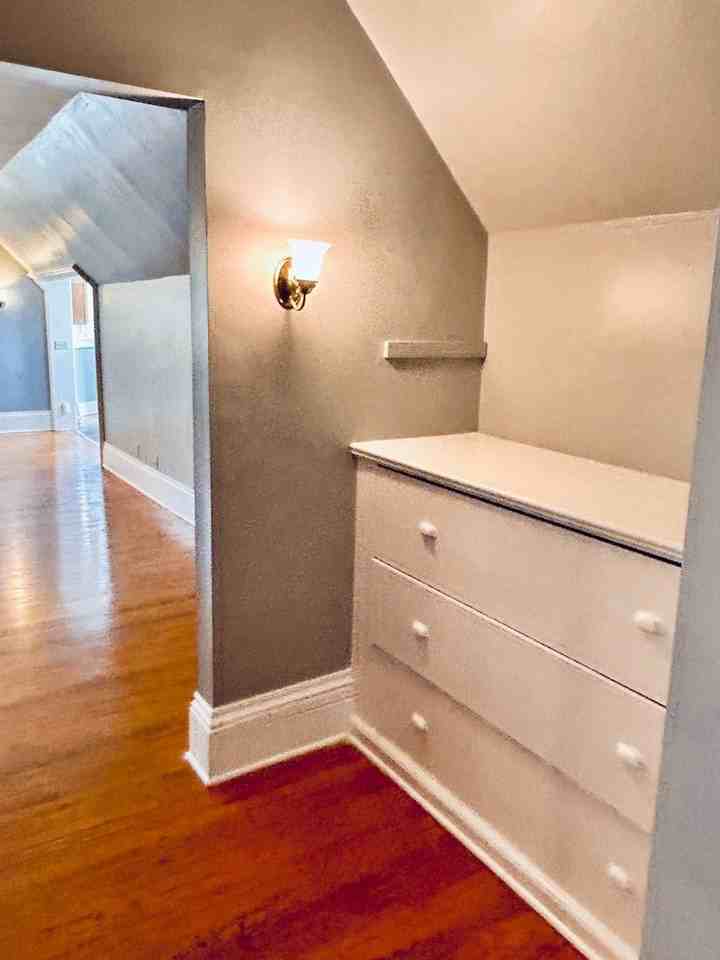 240 N 2nd St #9-1100SQFT - Photo 7 of 9