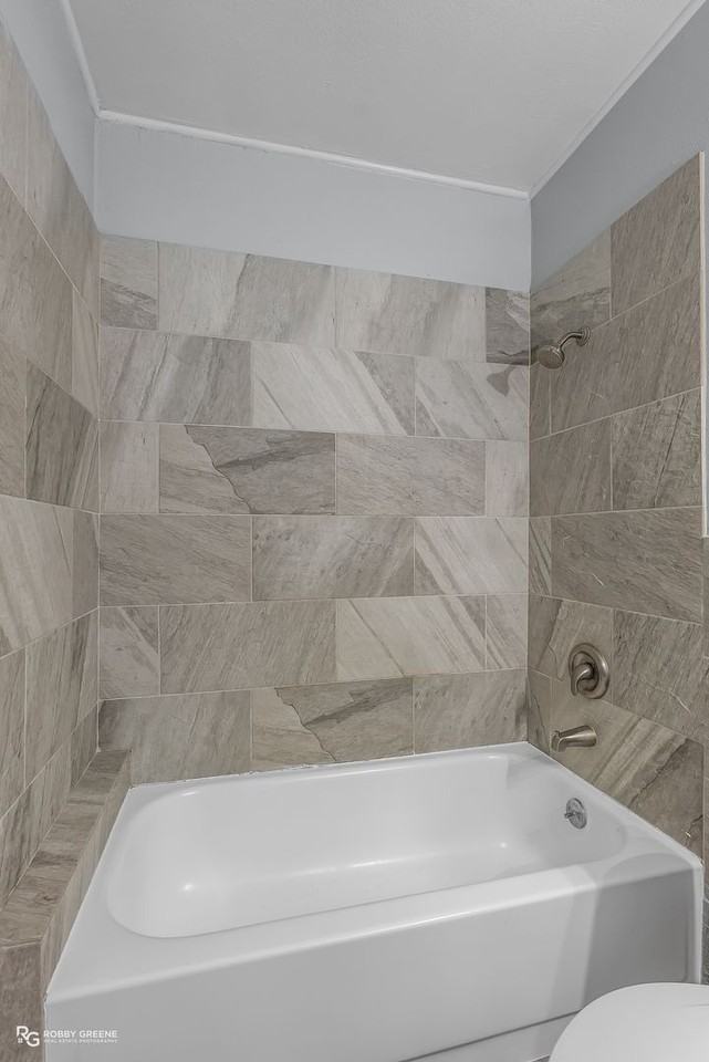 145 E Ratcliff St - Photo 4 of 21