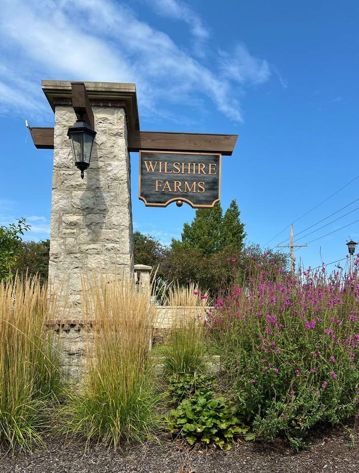 9011 W 158th Ter - Photo 3 of 41