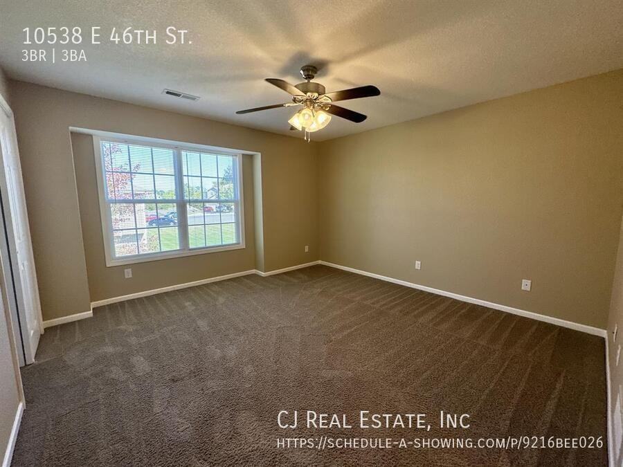 10538 East 46th Street - Photo 5 of 11