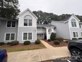 101 W Victoria Ct Apt B #Apt B - Photo 1 of 1