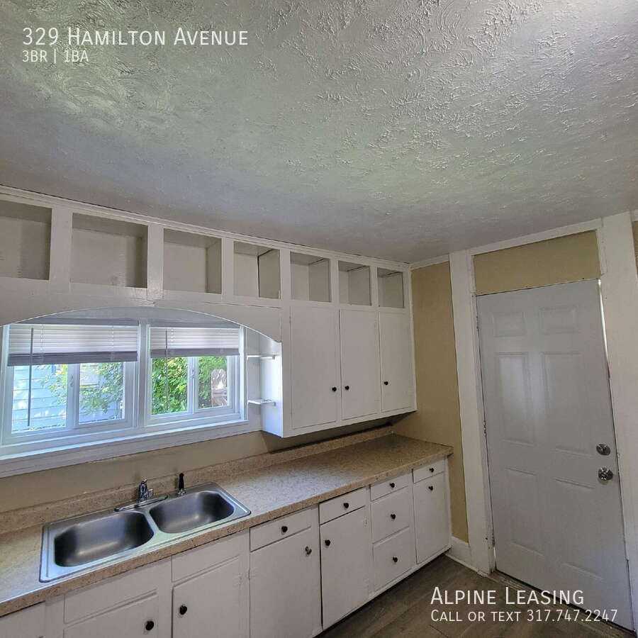329 N Hamilton Ave - Photo 6 of 7