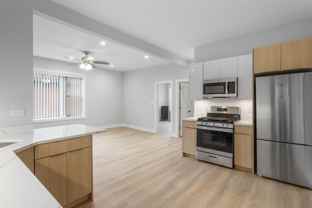 7427 N Clark St #3 - Photo 1 of 1