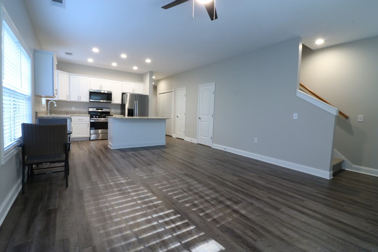 383 E Woodland Dr #NA - Photo 4 of 19