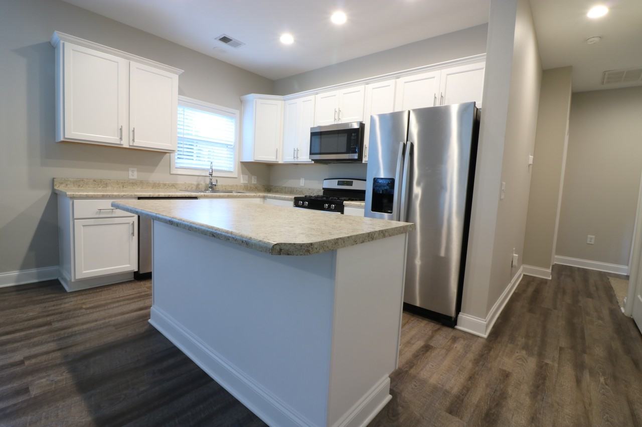 383 E Woodland Dr #NA - Photo 5 of 19
