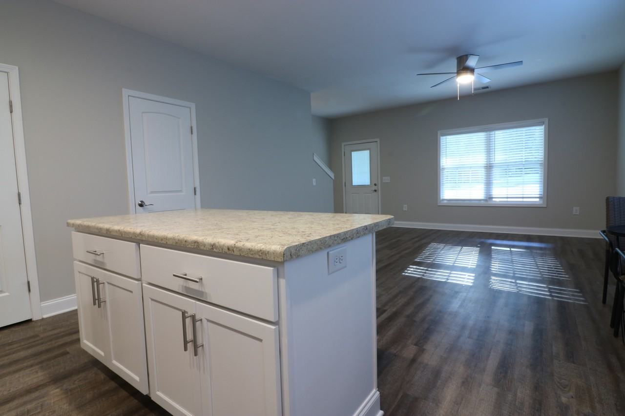 383 E Woodland Dr #NA - Photo 7 of 19