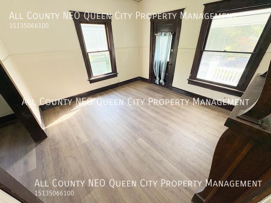 124 Wroe Ave - Photo 4 of 20