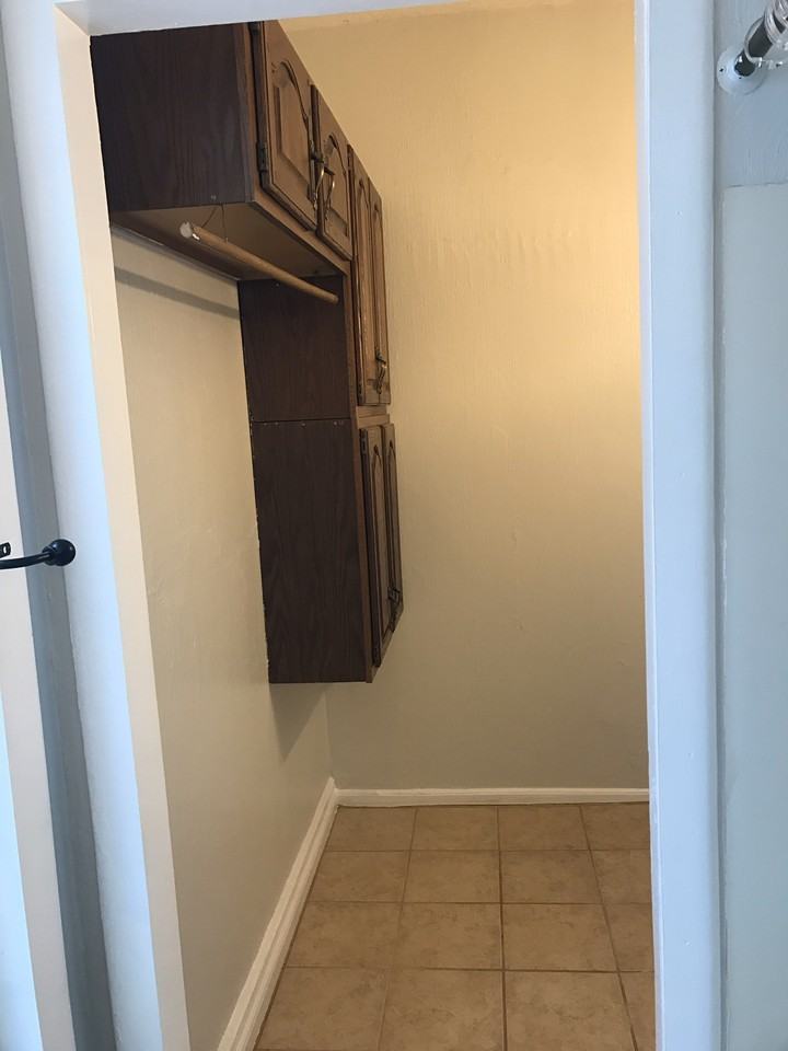 213 Burns Avenue #NA - Photo 6 of 12