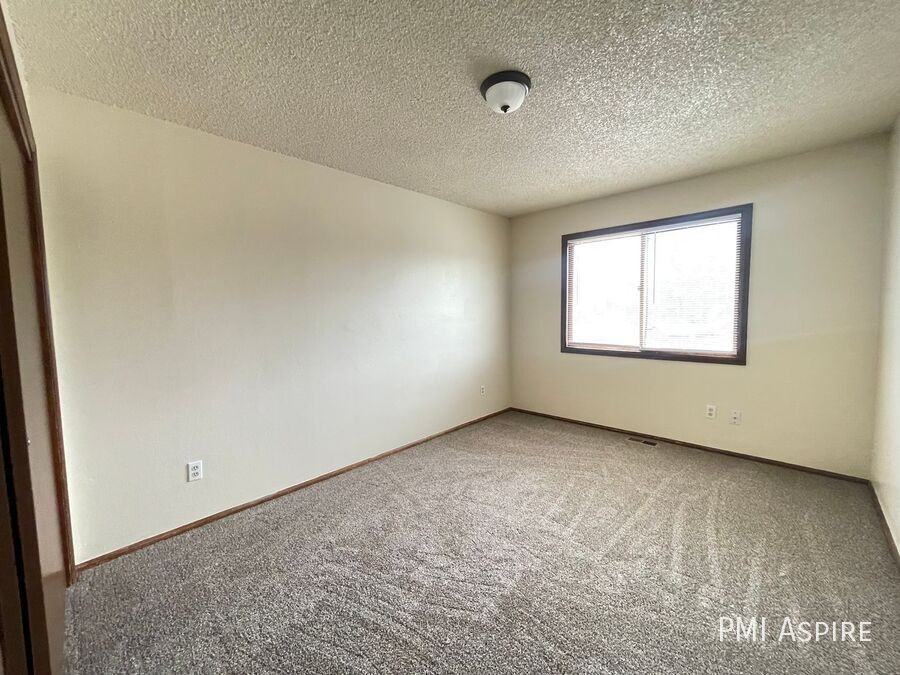 2330 Wedgewood Ave #6D - Photo 6 of 10