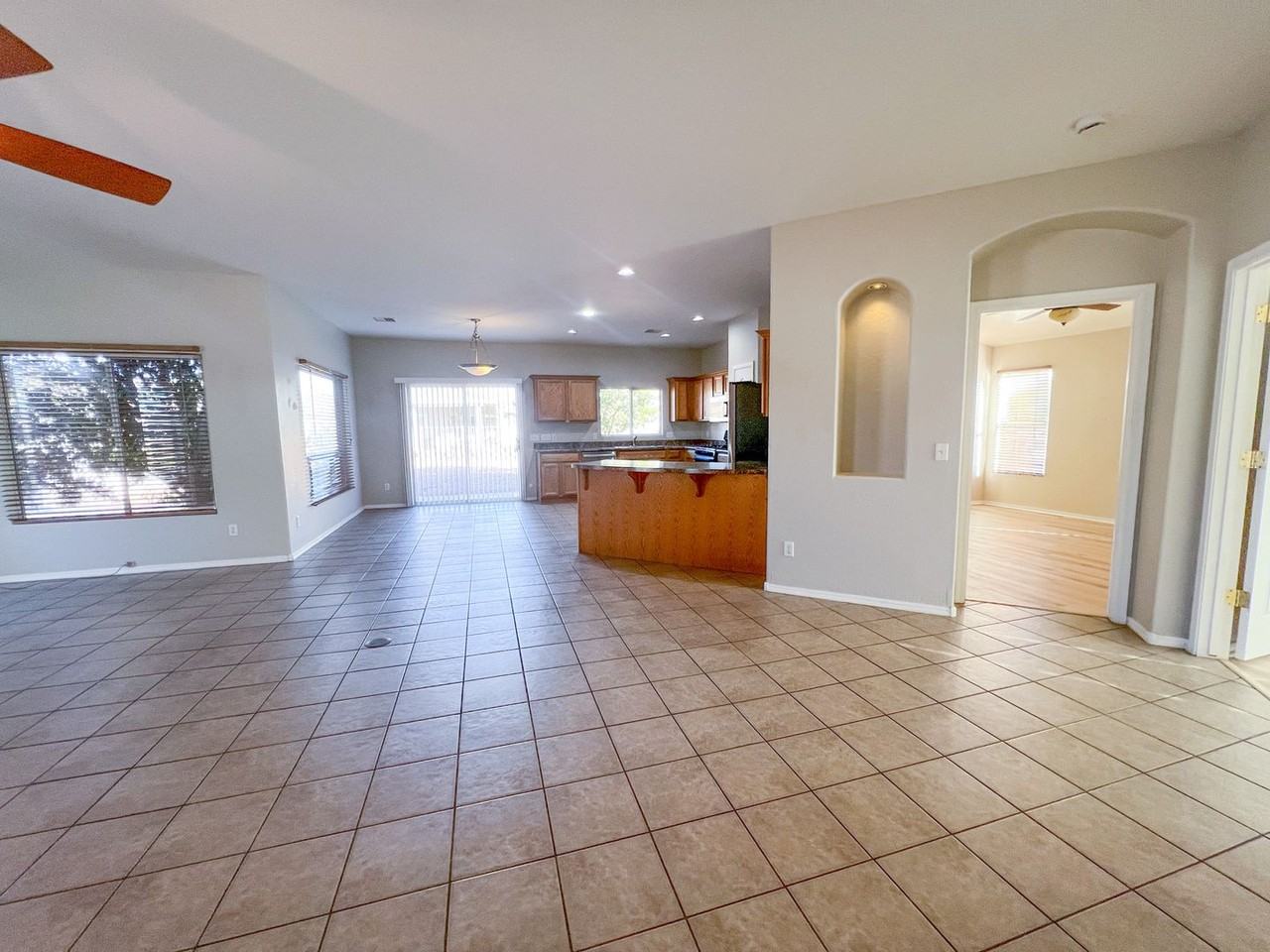 718 S Santa Fe Trl - Photo 2 of 23