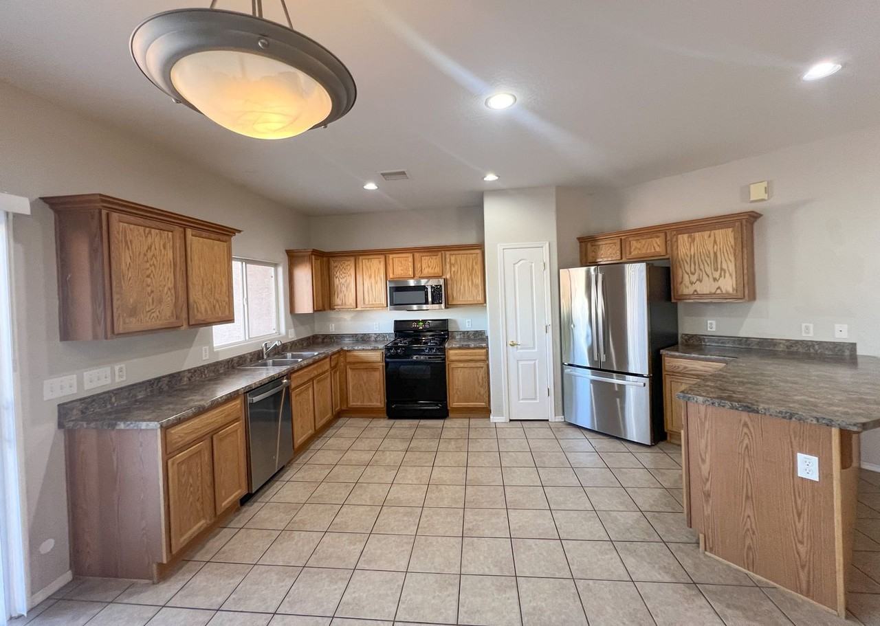 718 S Santa Fe Trl - Photo 3 of 23