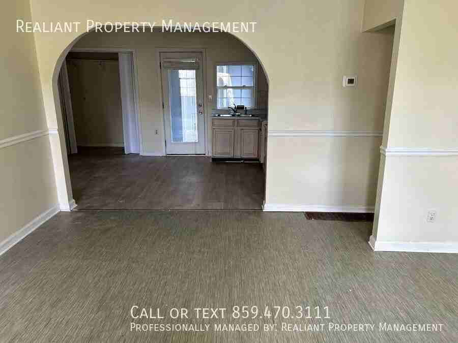 2770 Pollard Pike - Photo 2 of 12