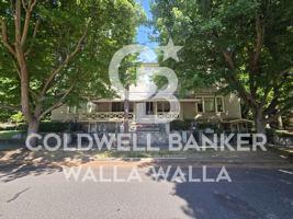 featured image of 14 N Clinton St