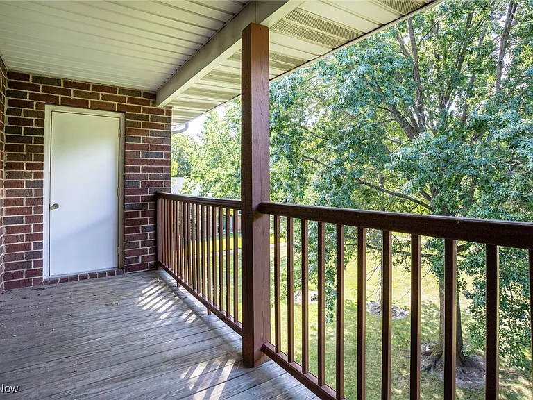 1150 Tollis Pkwy #311