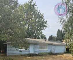 235 Ne 136th Ave - Photo 1 of 1