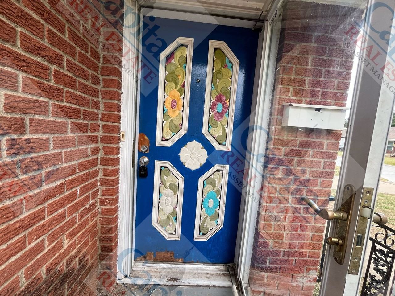 3308 Nw 42nd St - Photo 2 of 21