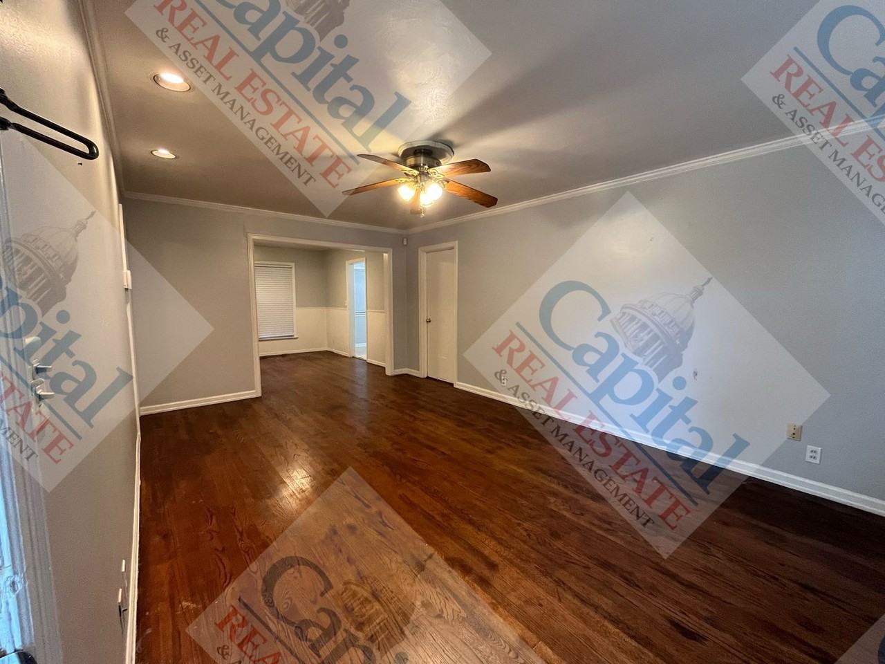 3308 Nw 42nd St - Photo 4 of 21