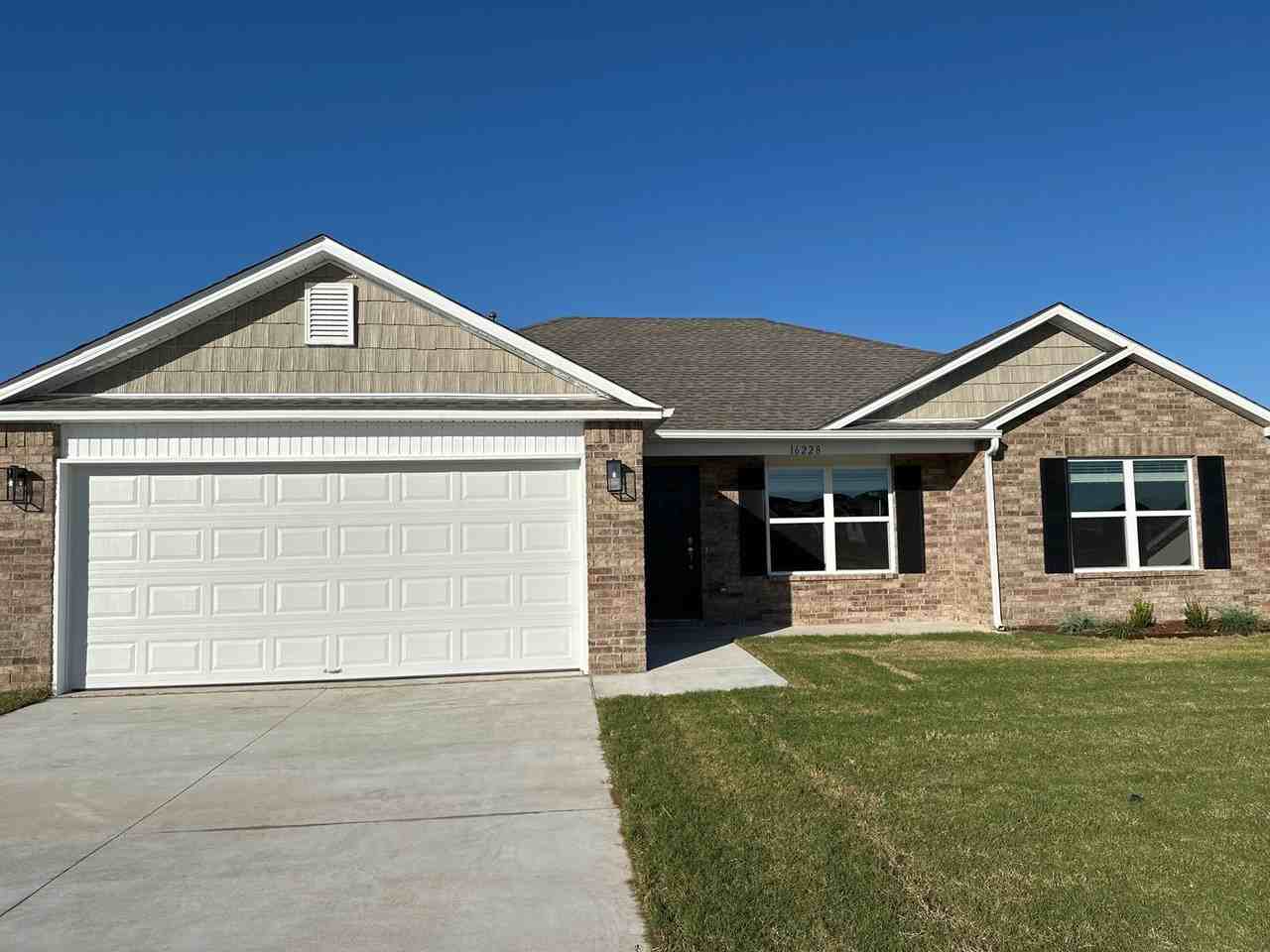 16228 South 83rd East Avenue - Photo 4 of 14